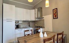 Aurora Apartment